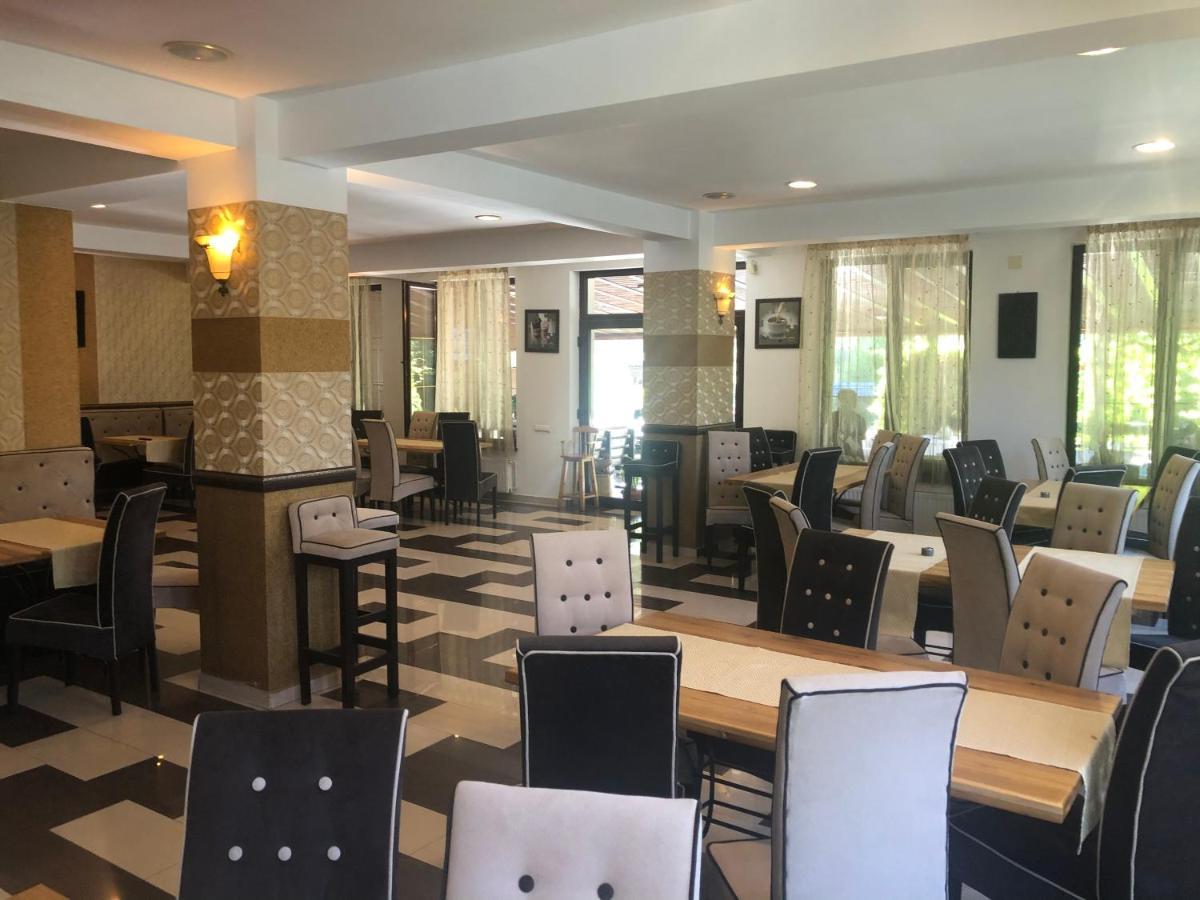 מויצ'ו דה סוס Hotel Boutique Garden Resort By Brancoveanu מראה חיצוני תמונה