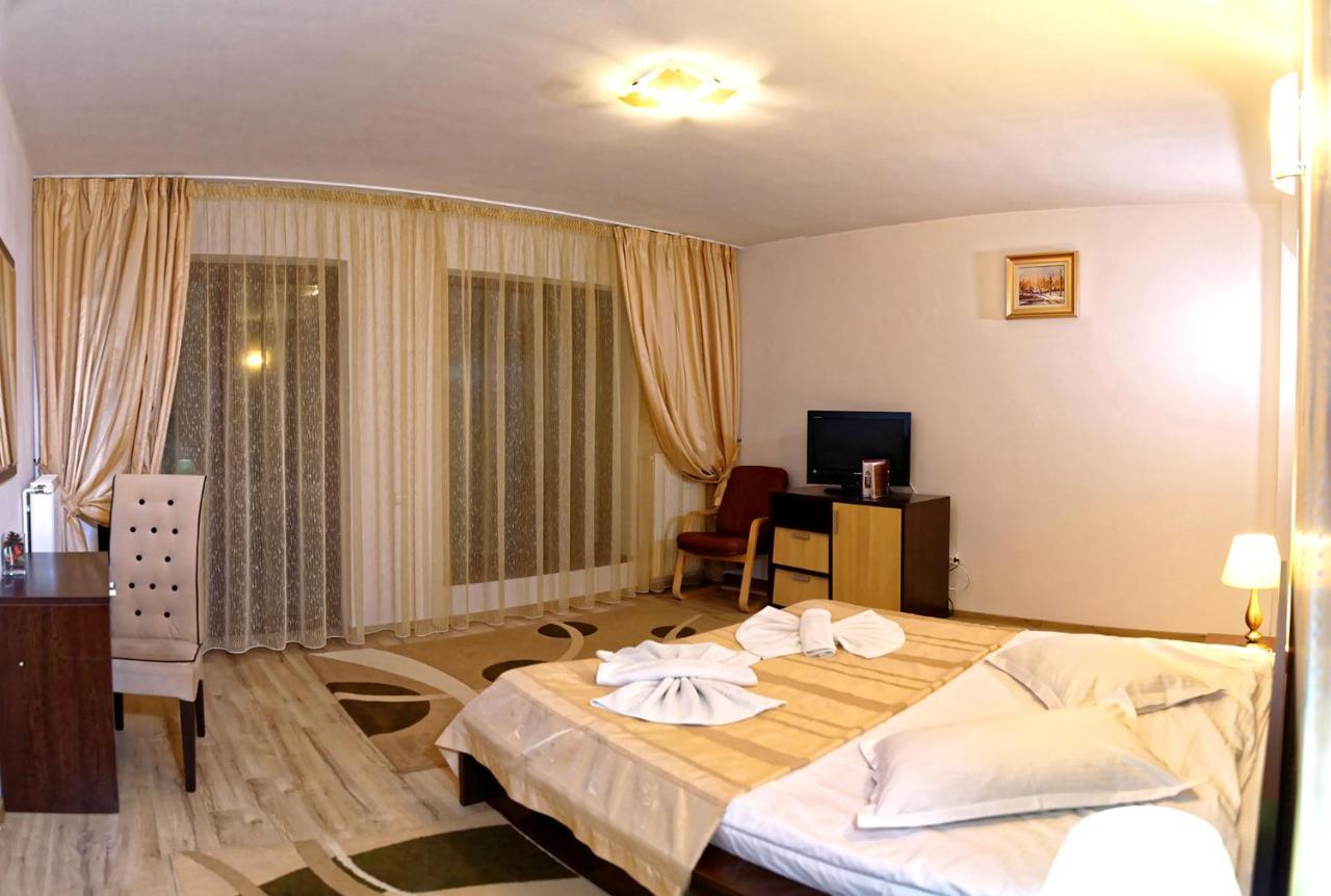 מויצ'ו דה סוס Hotel Boutique Garden Resort By Brancoveanu מראה חיצוני תמונה