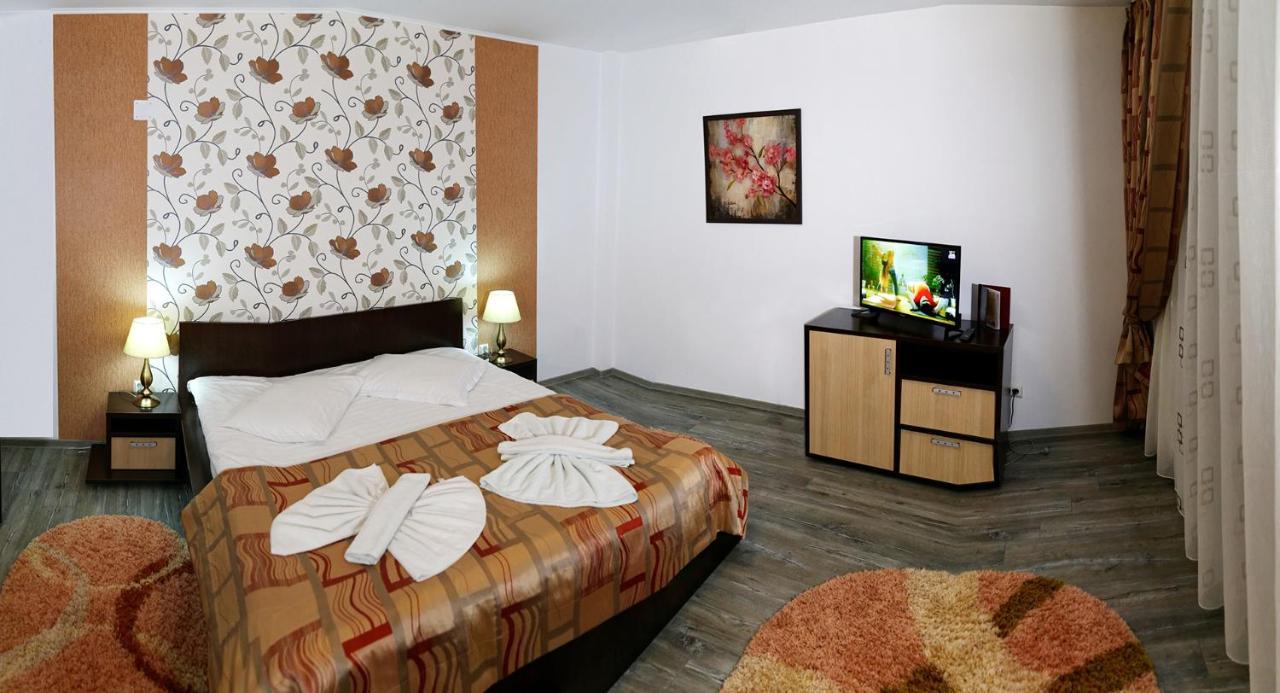 מויצ'ו דה סוס Hotel Boutique Garden Resort By Brancoveanu מראה חיצוני תמונה